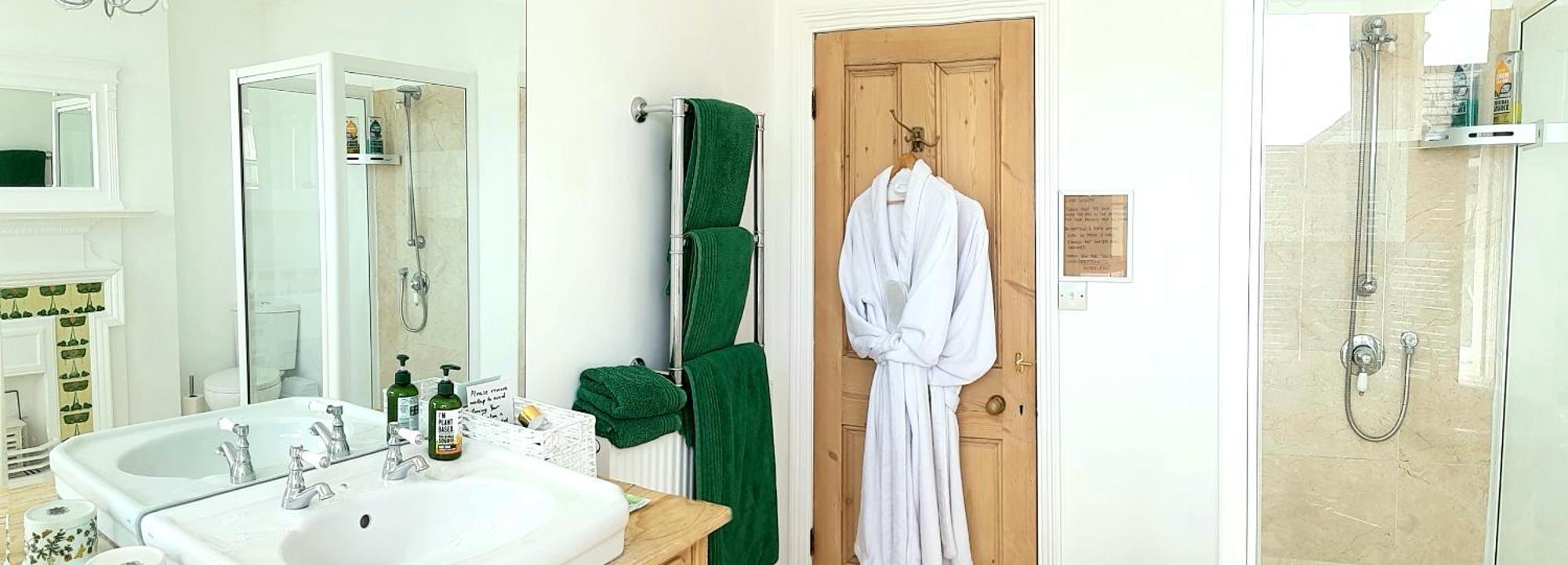West Hill Retreat Edwardian Balcony Ensuite With Room Served Breakfast & Free Parking Newport Beach Exterior foto